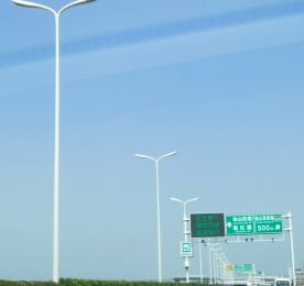 青島港八號碼頭LED路燈照明改造工程順利完工